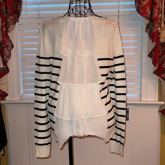 Maille sweater w ruffle back NWOT S - Picture 2 of 6